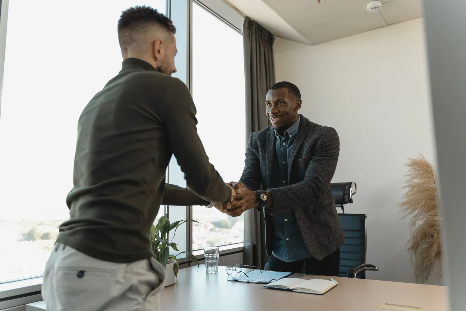 Best Time to Post on LinkedIn in 2026 for Maximum Reach
